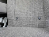 ◆ISOFIX対応◆シートベルトいらずでチャイルドシートと固定金具を連結するだけでガッチリ固定できます。