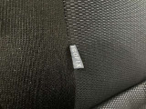 ISOFIXはシートベルトを使わずにカンタンにチャイルドシートとクルマの固定金具を連結する取付方法です