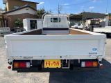 荷台&鳥居鉄板貼りやロープ穴、荷掛けフックに加え、アルミ縞板架装や外装メッキ架装等も承ります☆