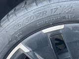 タイヤサイズは205/50ZR17