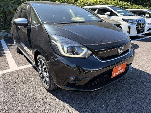 フィット 1.5 e:HEV リュクス 禁煙車 純正8インチナビ バックカメラ