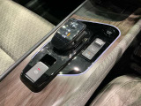 感覚的に使いやすいシフトレバー!電動パーキングにオートブレーキホールドもついています。e-POWERならではのワンペダル操作もできます。