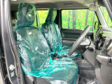 運転席シート廻りは使用感も少なく、良好な状態となっています。丁寧に使われていたことがよくわかりますね。