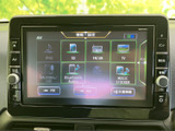 ラジオやテレビ、Bluetooth Audioなど、複数の音源を画面から選べる便利なオーディオメニューです。用途に合わせて切り替えやすく、普段のお出かけから長距離の移動まで快適にお使いいただけます。