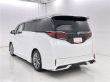 荷物をたっぷり載せて広々ドライビング♪夏でも冬でも、アウトドアやショッピングを思い切り楽しみましょう!