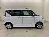 軽自動車、小型車を中心に常時300台展示車を御用意させて頂いております