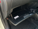 車検証や小物などの収納スペースがたくさん用意されています!