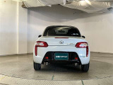 リヤ、後ろから見るとまた車の印象が変わってきますね☆☆