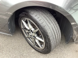 タイヤの残量は是非お車でご確認下さい。