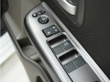 ◆パワーウィンドウスイッチ◆運転席から全席の窓の開閉操作を行うことが出来いつでも換気ができます!