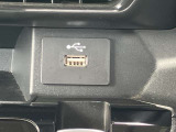 USBソケットも各所に付いております