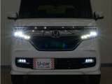 LEDヘッドライト(オートハイビーム機能付)が搭載されており、遠くまで明るく均一に照らし、高速道路等での安心感が向上しております。