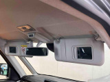バニティーミラー付き運転席サンバイザー