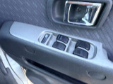 気になるお車がありましたら右の電話番号から直接お店にお問い合わせください。支払方法から車両情報、状態までなんでもご説明させて頂きます。スタッフ一同ご連絡お待ちしております。