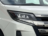 Bi-Beam LEDヘッドランプ+LEDクリアランスランプ 少ない電力で明るく照らします☆彡
