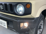 【LEDヘッドライト】ディスチャージヘッドライト(HID)と同等の明るさで、夜道や雨天走行が明るく視界良好!! フォグライトも装備で、安心感さらにUPです♪安心ドライブを楽しんで下さい♪