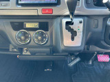 彦根インターからお車で3分とアクセス便利!近くには有名観光地の彦根城もありますので、観光と合わせてのご来店も良いですね♪活気溢れる自慢のスタッフがお客様のご来店をお待ちしております!