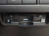 ETC車載器付きです。高速道路の料金所もスムーズに通過できます。
