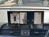 サラウンドビューカメラ装備 車両の4つのカメラから得た映像を合成し、上空から眺めているような映像をモニターに映し出します。車両周辺の歩行者や障害物などの発見に役立ちます。
