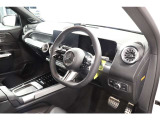 お気軽にお問い合わせください。Tel:075-325-0440 Mobile:070-2313-8676  中古車担当:時女まで