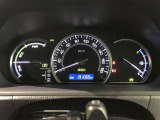とっても見やすいメーターです。夜間時はラグジュアリーな気分にさせてくれる照明が魅力ですので、夜のドライブも楽しみになりますよ♪
