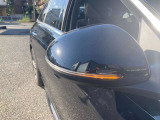 初年度登録から3年間は新車保証(メルセデスケア)を継承して、ご利用になれます。メルセデスケアは一部消耗品や、定期点検までも保証対象となりますので、保証が広範囲です。