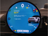 MINIのメーターパネルは円をコンセプトにデザインされております。おしゃれで愛嬌のあるMINI独自のデザインに惹かれる方は数多くいらっしゃいます。