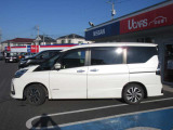 こちらの車には、日産U-CARSの基本保証として、ワイド保証がつきます。保証は、なんと一年間走行無制限。こちらの保証は、全国の日産販売会社で受けることができるので、安心です。