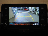 ☆リバース連動のバックカメラです。後方確認しながら車庫入れできます。もちろんカメラばっかりはだめですよ。周囲をしっかり確認してください。