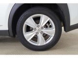 215/60R17