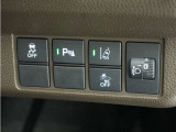 ◆障害物センサー◆車庫入れの時などに近くに障害物がある場合、障害物までの距離を音で知らせてくれます。