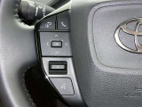 ステアリングスイッチ装備!運転しながら手元でオーディオの操作などができます。