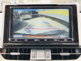 【バックモニター】車庫入れなど目視と合わせモニターで確認できて安心です。