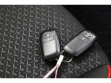■スマートキー■ 鍵を身に着けていれば、ドアの施錠・開錠が可能です!バッグから鍵を探し出す必要もないので、たくさん荷物を持っていたり雨の日傘をさしている時にも便利ですね!