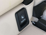 車両の詳細、ご質問につきましては、営業スタッフまでお気軽にご連絡下さいませ。遠方のお客様には実車の詳細動画送信も承ります。お問合せをお待ち致しております。