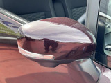 [ウィンカーランプ付ドアミラー]おしゃれな車の必須装備!ドアミラーにウインカーが付いているので、視認性もアップ!!