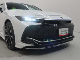 高輝度で点灯速度が速く、しかも消費電力の少ないLEDヘッドライトが装備されています!LEDの明るい光が走行中の視界の確保をサポートして、夜のドライブがより楽しく安全に運転できます♪