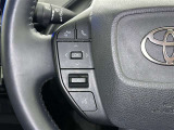 ステアリングスイッチ装備!運転しながら手元でオーディオの操作などができます。