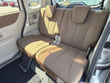 後部座席もゆったり乗車していただけます。