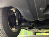 お車を安心してお乗りいただく為には、足回りの定期点検が欠かせません。サービスサポート(有償保証)では無料点検もご提供しており、安心のカーライフをお過ごしいただけるサポート体制が整っています。