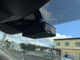 ドライブレコーダー搭載。事故やあおり運転などいざという時に役立ちます。