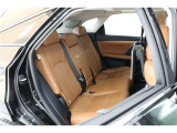 ■車内クリーニング■専門スタッフが見えないところまで徹底洗浄!車内のニオイもリフレッシュ!目に見えないところまで美しくがモットーです。だから、当店の中古車は内装にも自信があります!