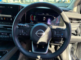 握りやすく、取り回しがしやすいハンドルデザインで、手にしっかり馴染みとても運転しやすいハンドルです!ハンドルの位置も調整できちゃいます!
