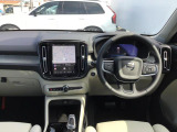 XC40 ウルトラ B4 AWD ダークエディション 4WD 