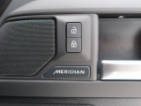 MERIDIANは英国のプレミアムオーディオブランドです。重低音から高音域までしっかりと再現でき、コンサートのような臨場感溢れる音響空間を実現します。どうぞ店頭にてご体感ください。