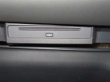グローブボックス内にはDVDプレーヤー