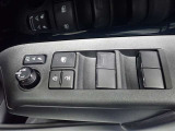 運転席ドア側パワーウィンドゥ・ドアミラースイッチ
