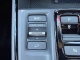 パーキングパイロットがついており、駐車をサポートしてくれます★