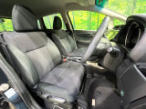 運転席シート廻りは使用感も少なく、良好な状態となっています。前オーナー様が丁寧に使っていたことがよくわかりますね。