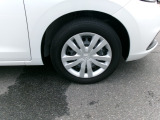 車体にぴったりの純正ホイールです。